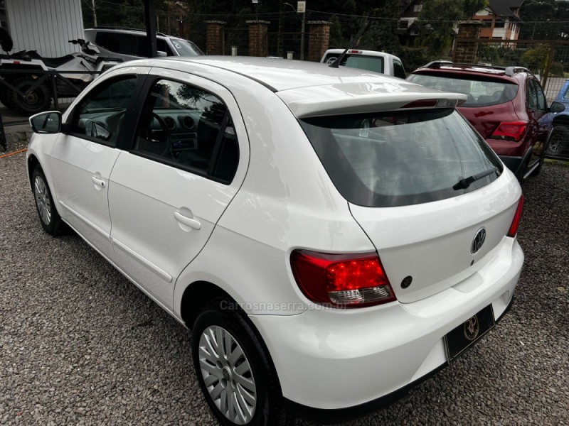 GOL 1.6 MI 8V FLEX 4P MANUAL G.V - 2013 - CANELA