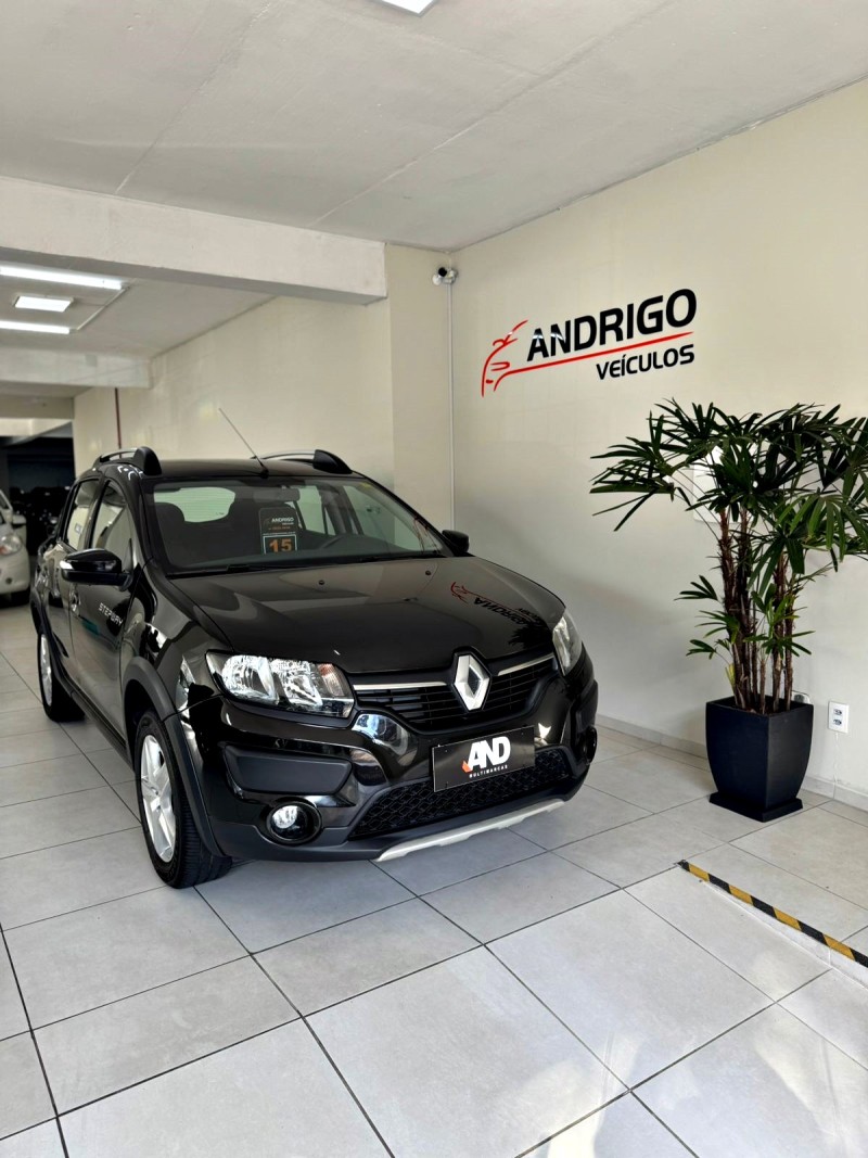 SANDERO 1.6 STEPWAY 8V FLEX 4P MANUAL - 2015 - CAXIAS DO SUL