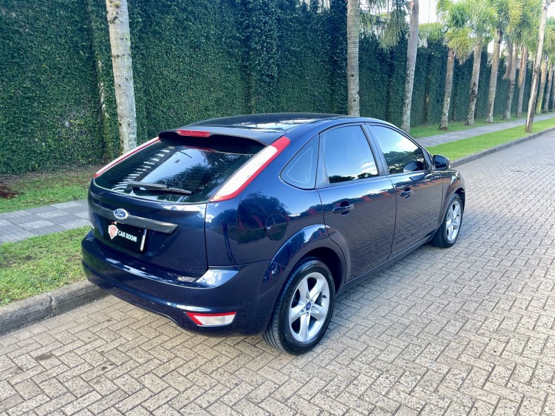 FOCUS 1.6 GLX 16V FLEX 4P MANUAL - 2011 - CAXIAS DO SUL