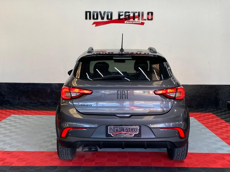 ARGO 1.3 FIREFLY TREKKING FLEX 4P MANUAL - 2020 - CAXIAS DO SUL