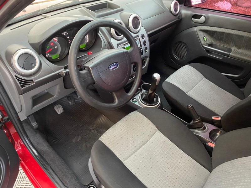 FIESTA 1.6 MPI CLASS SEDAN 8V FLEX 4P MANUAL - 2011 - CAXIAS DO SUL