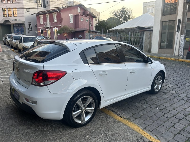 CRUZE 1.8 LT SPORT6 16V FLEX 4P AUTOMÁTICO - 2016 - GARIBALDI