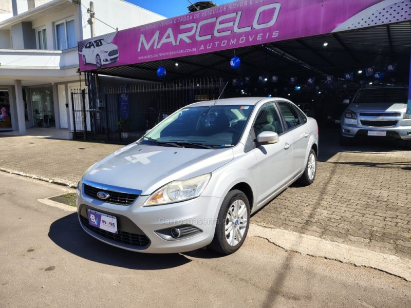 FOCUS 2.0 SEDAN 16V GASOLINA 4P MANUAL