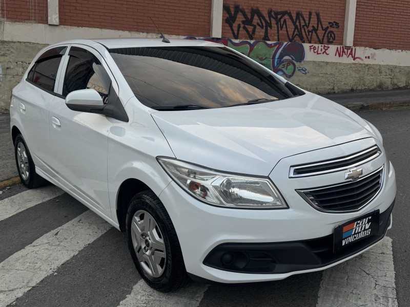 ONIX 1.0 LT PLUS 8V FLEX 4P MANUAL - 2014 - CAXIAS DO SUL