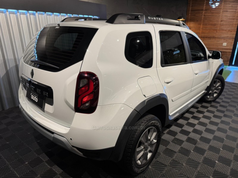 DUSTER 1.6 DYNAMIQUE 4X2 16V FLEX 4P AUTOMÁTICO - 2018 - FARROUPILHA