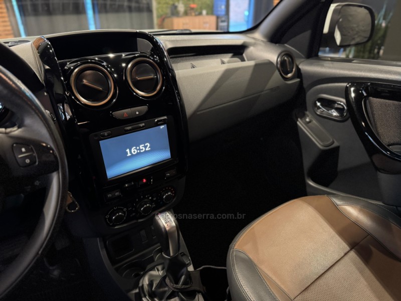 DUSTER 1.6 DYNAMIQUE 4X2 16V FLEX 4P AUTOMÁTICO - 2018 - FARROUPILHA