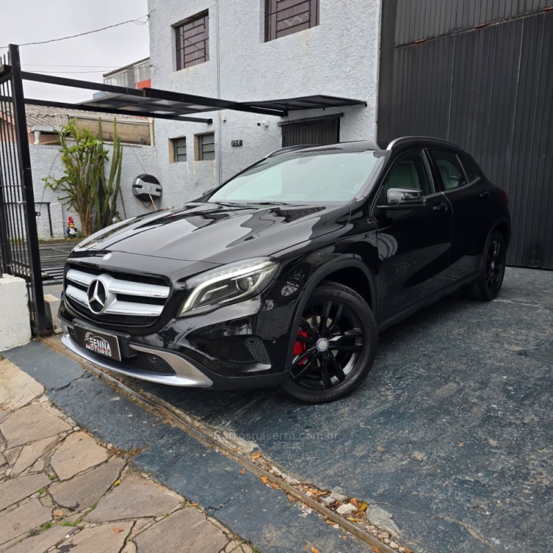 GLA 200 1.6 CGI VISION BLACK EDITION 16V TURBO FLEX 4P AUTOMÁTICO - 2015 - CAXIAS DO SUL
