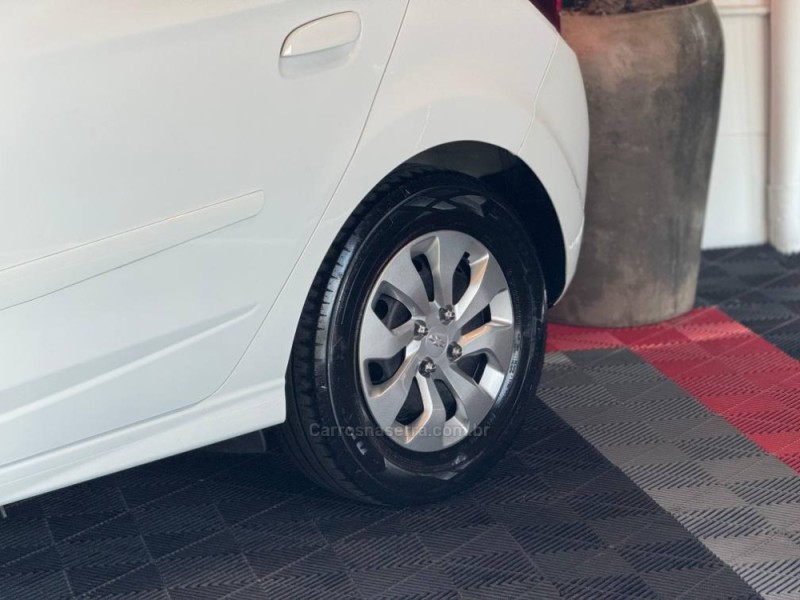 ONIX 1.0 LT 12V FLEX 4P MANUAL - 2019 - ESTâNCIA VELHA