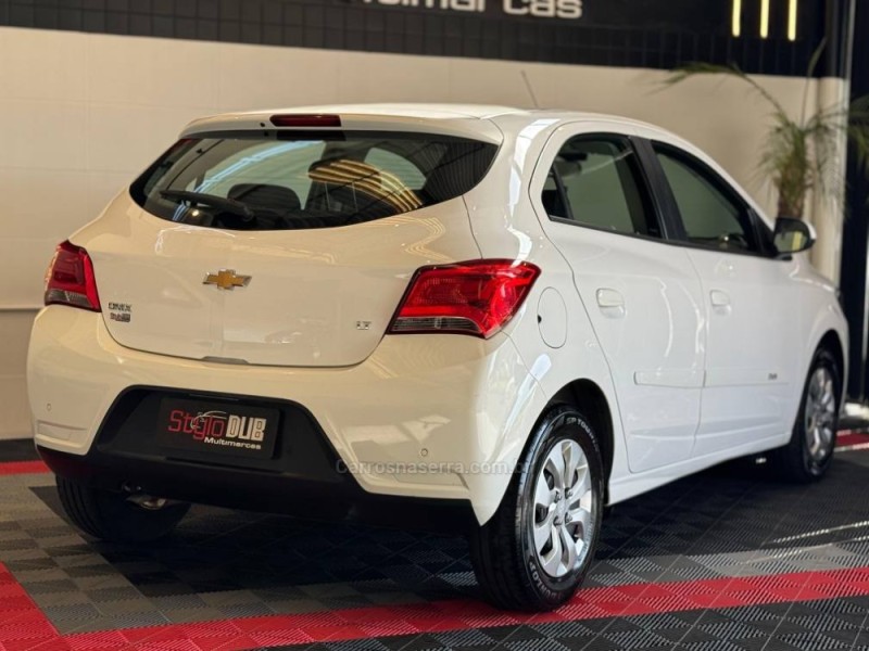 ONIX 1.0 LT 12V FLEX 4P MANUAL - 2019 - ESTâNCIA VELHA