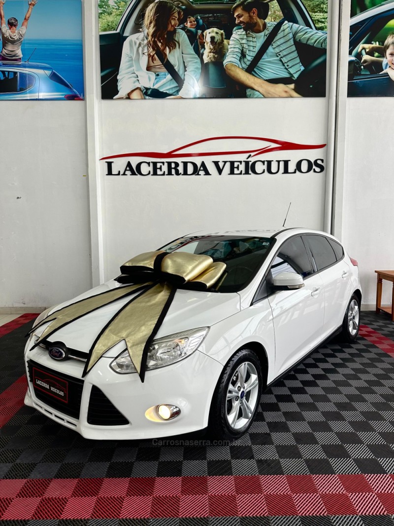 focus 1.6 s sedan 16v flex 4p automatico 2015 taquara