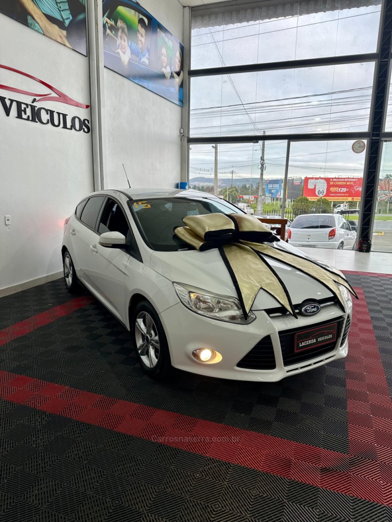 FOCUS 1.6 S SEDAN 16V FLEX 4P AUTOMÁTICO - 2015 - TAQUARA