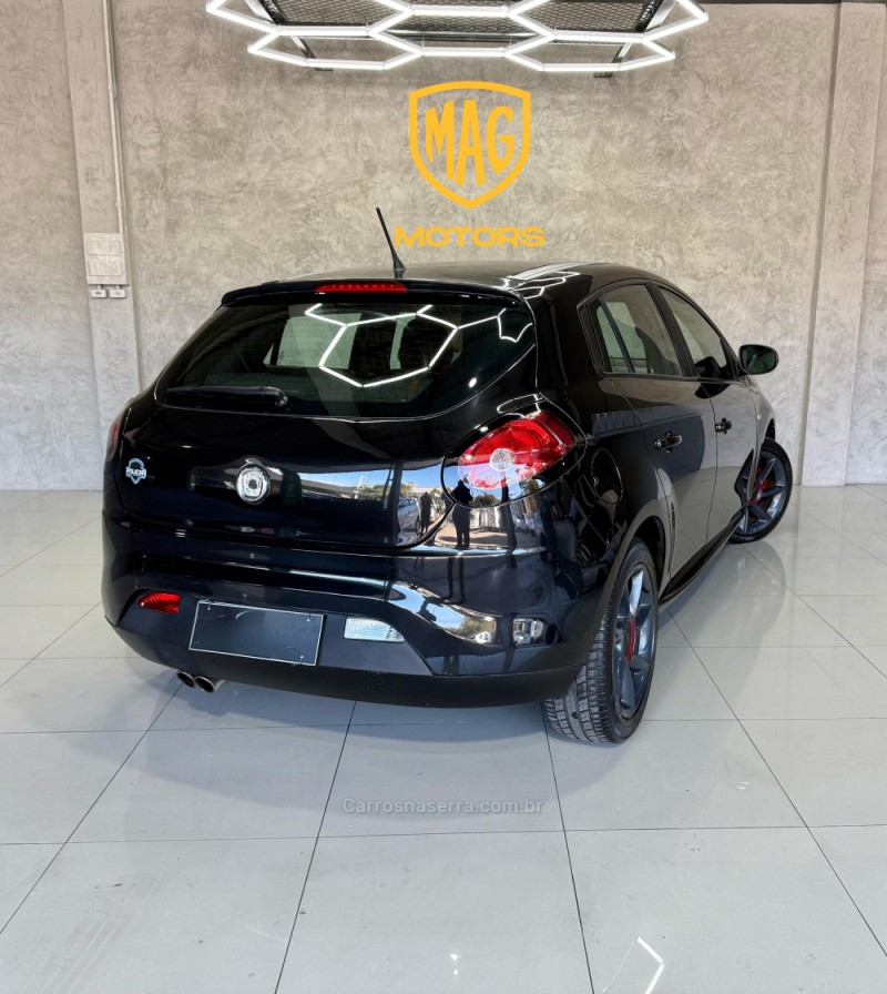 BRAVO 1.8 SPORTING 16V FLEX 4P MANUAL - 2016 - CAXIAS DO SUL