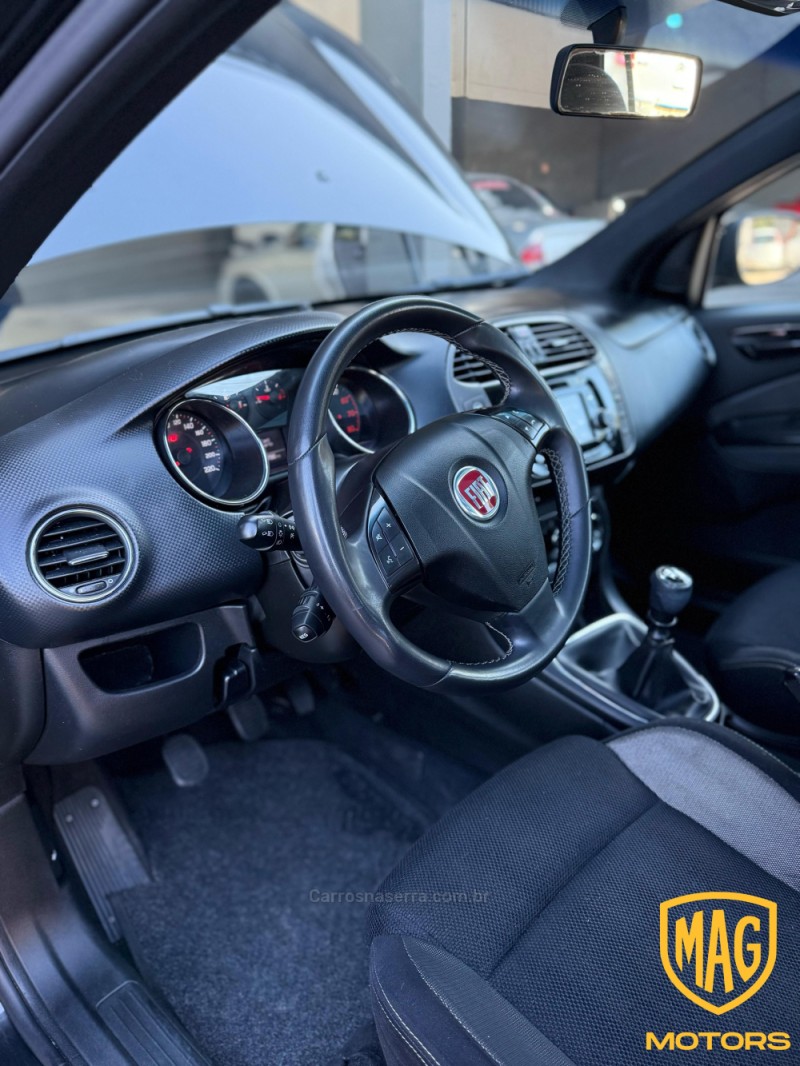 BRAVO 1.8 SPORTING 16V FLEX 4P MANUAL - 2016 - CAXIAS DO SUL