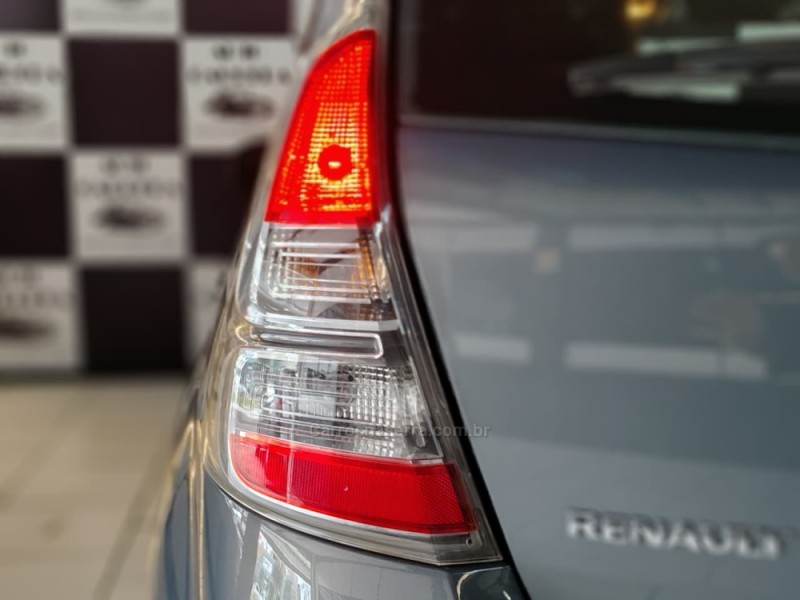 SANDERO 1.6 PRIVILÉGE 8V FLEX 4P MANUAL - 2013 - NOVO HAMBURGO