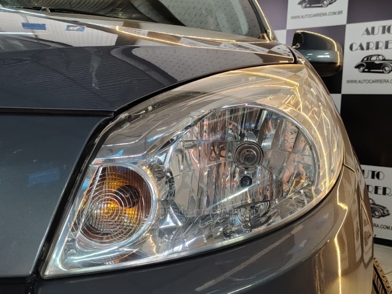 SANDERO 1.6 PRIVILÉGE 8V FLEX 4P MANUAL - 2013 - NOVO HAMBURGO