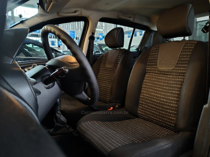 SANDERO 1.6 PRIVILÉGE 8V FLEX 4P MANUAL - 2013 - NOVO HAMBURGO