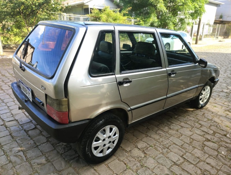 UNO 1.0 MILLE ELETRONIC 8V GASOLINA 4P MANUAL - 1998 - FARROUPILHA