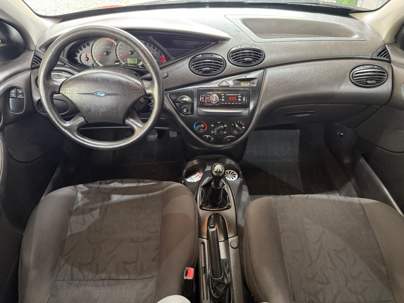FOCUS 1.6 GL 8V FLEX 4P MANUAL - 2009 - FARROUPILHA