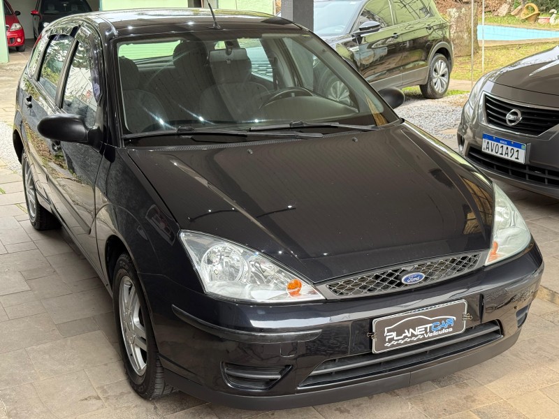 FOCUS 1.6 GL 8V FLEX 4P MANUAL - 2009 - FARROUPILHA