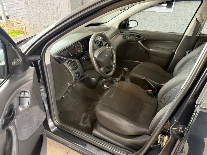FOCUS 1.6 GL 8V FLEX 4P MANUAL - 2009 - FARROUPILHA