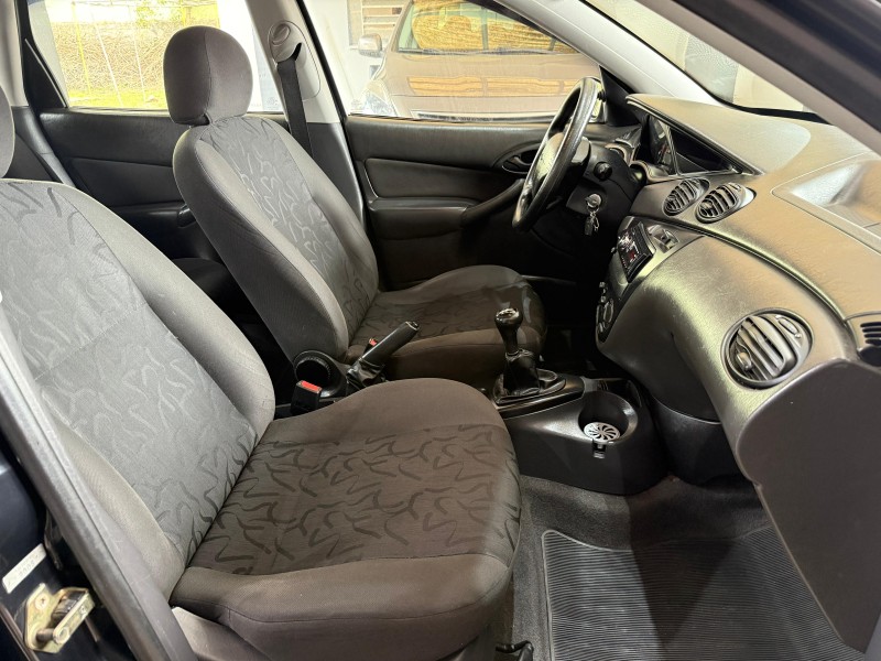 FOCUS 1.6 GL 8V FLEX 4P MANUAL - 2009 - FARROUPILHA