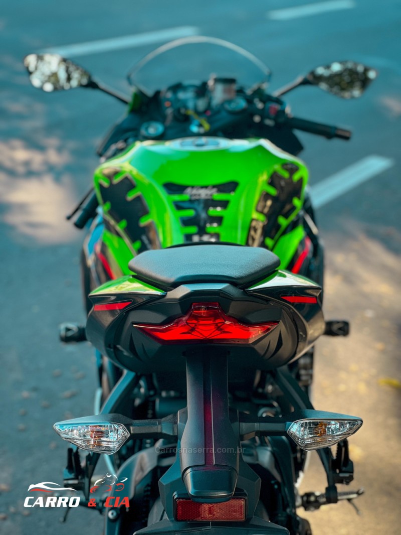 NINJA ZX-6R 636  - 2023 - SANTA CRUZ DO SUL
