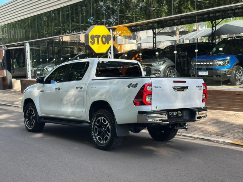HILUX 2.8 SRX 4X4 CD 16V DIESEL 4P AUTOMÁTICO - 2022 - DOIS IRMãOS