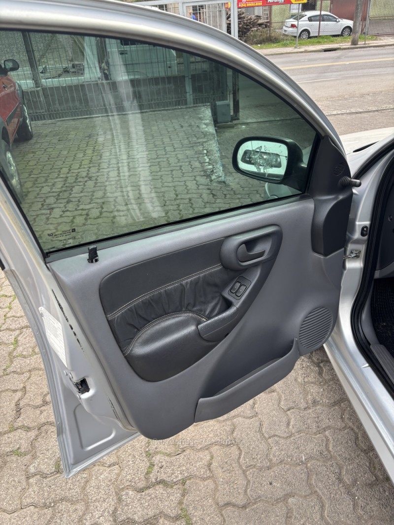 MONTANA 1.8 MPFI SPORT CS 8V FLEX 2P MANUAL - 2004 - CAXIAS DO SUL