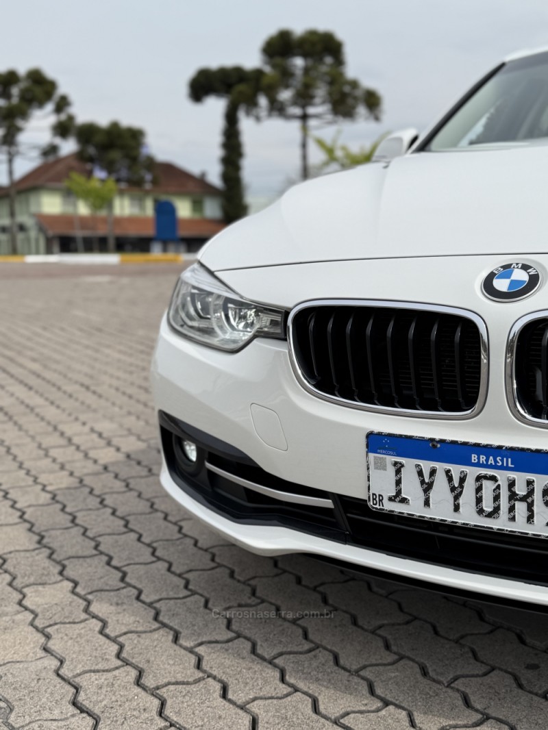 320I 2.0 16V TURBO ACTIVE FLEX 4P AUTOMÁTICO - 2017 - FARROUPILHA