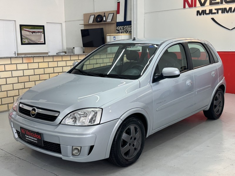 CORSA 1.4 MPFI PREMIUM 8V FLEX 4P MANUAL - 2009 - CAXIAS DO SUL