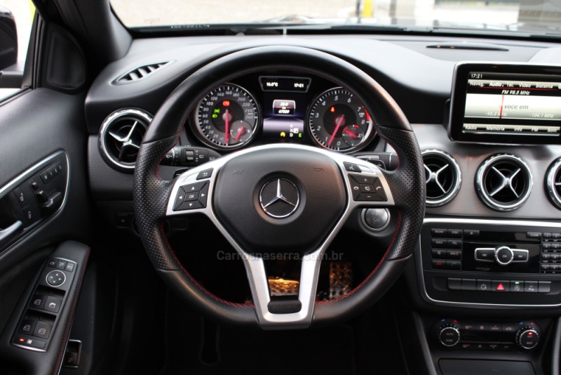 GLA 250 2.0 16V TURBO GASOLINA SPORT 4P AUTOMÁTICO - 2015 - CAXIAS DO SUL