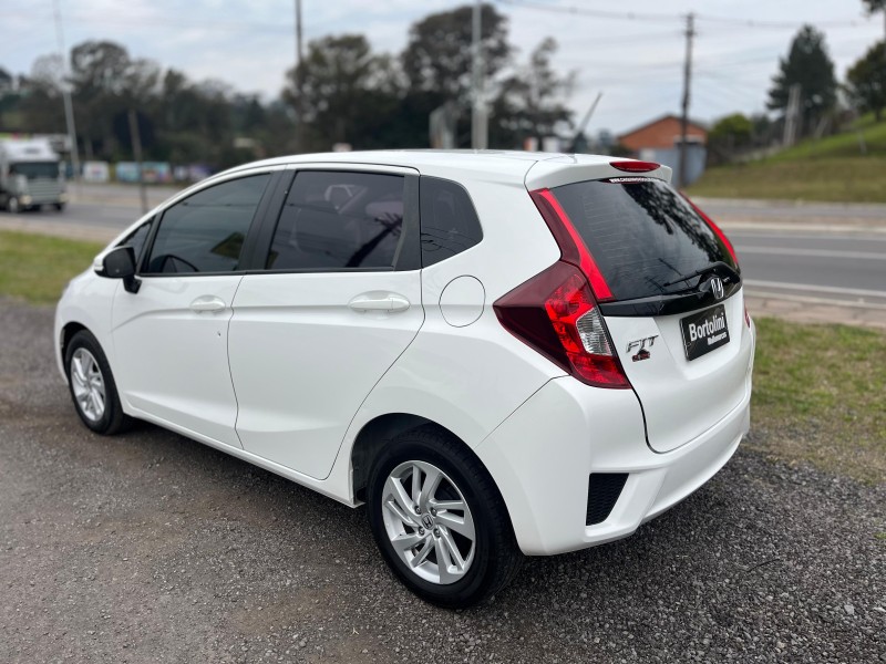 FIT 1.5 LX 16V FLEX 4P MANUAL - 2015 - FARROUPILHA