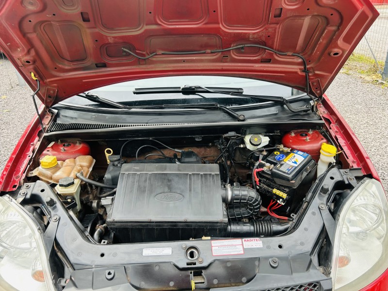 FIESTA 1.0 MPI PERSONNALITÉ 8V GASOLINA 4P MANUAL - 2005 - CAXIAS DO SUL