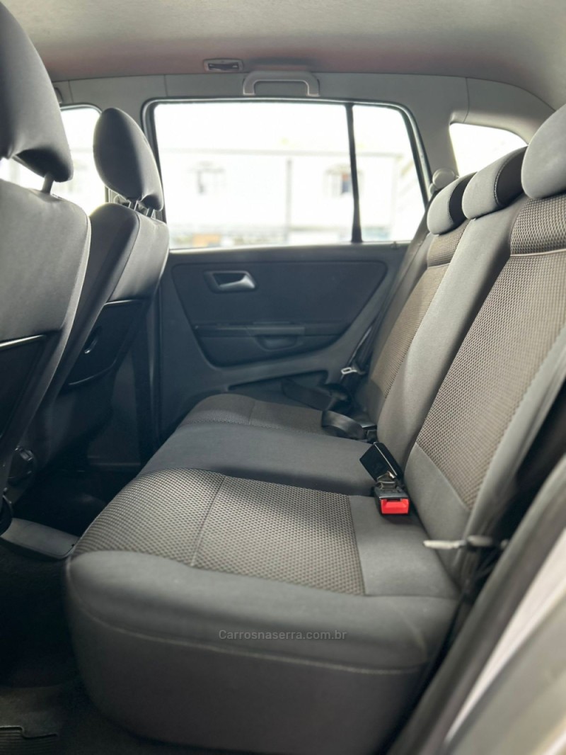 SPACEFOX 1.6 MI SPORTLINE 8V FLEX 4P MANUAL - 2012 - PASSO FUNDO
