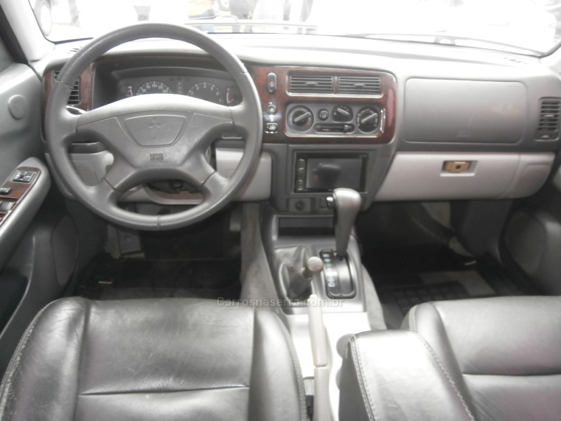 PAJERO SPORT 3.0 SE 4X4 V6 24V GASOLINA 4P AUTOMÁTICO - 2003 - FARROUPILHA