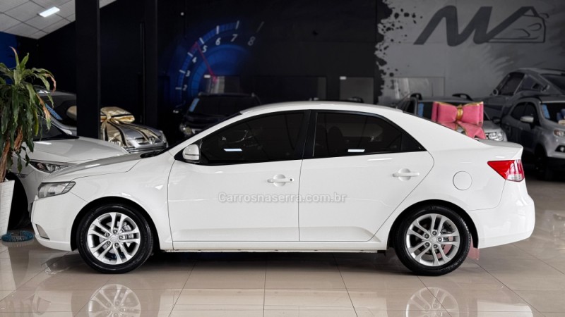 CERATO 1.6 EX3 SEDAN 16V GASOLINA 4P AUTOMÁTICO - 2011 - ESTâNCIA VELHA