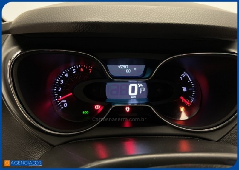 CAPTUR 1.6 LIFE 16V FLEX 4P AUTOMÁTICO - 2019 - SANTA CRUZ DO SUL