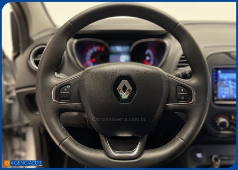 CAPTUR 1.6 LIFE 16V FLEX 4P AUTOMÁTICO - 2019 - SANTA CRUZ DO SUL