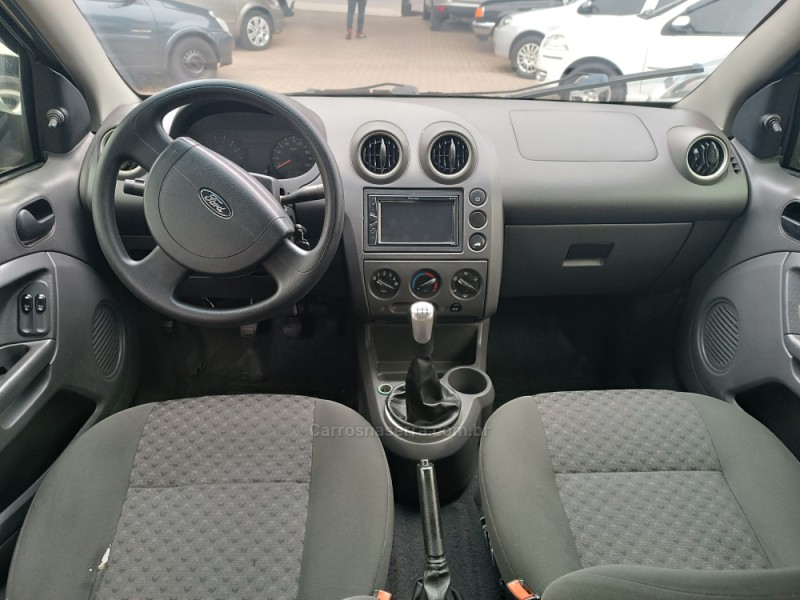 FIESTA 1.0 MPI HATCH 8V FLEX 4P MANUAL - 2005 - CAXIAS DO SUL
