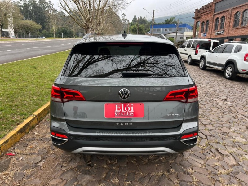 TAOS 1.4 16V COMFORTLINE TSI FLEX 4P AUTOMÁTICO - 2022 - DOIS IRMãOS