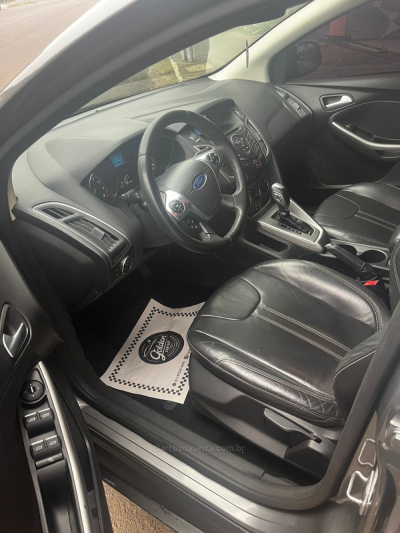 FOCUS 1.6 SE 16V FLEX 4P AUTOMÁTICO - 2015 - CARLOS BARBOSA