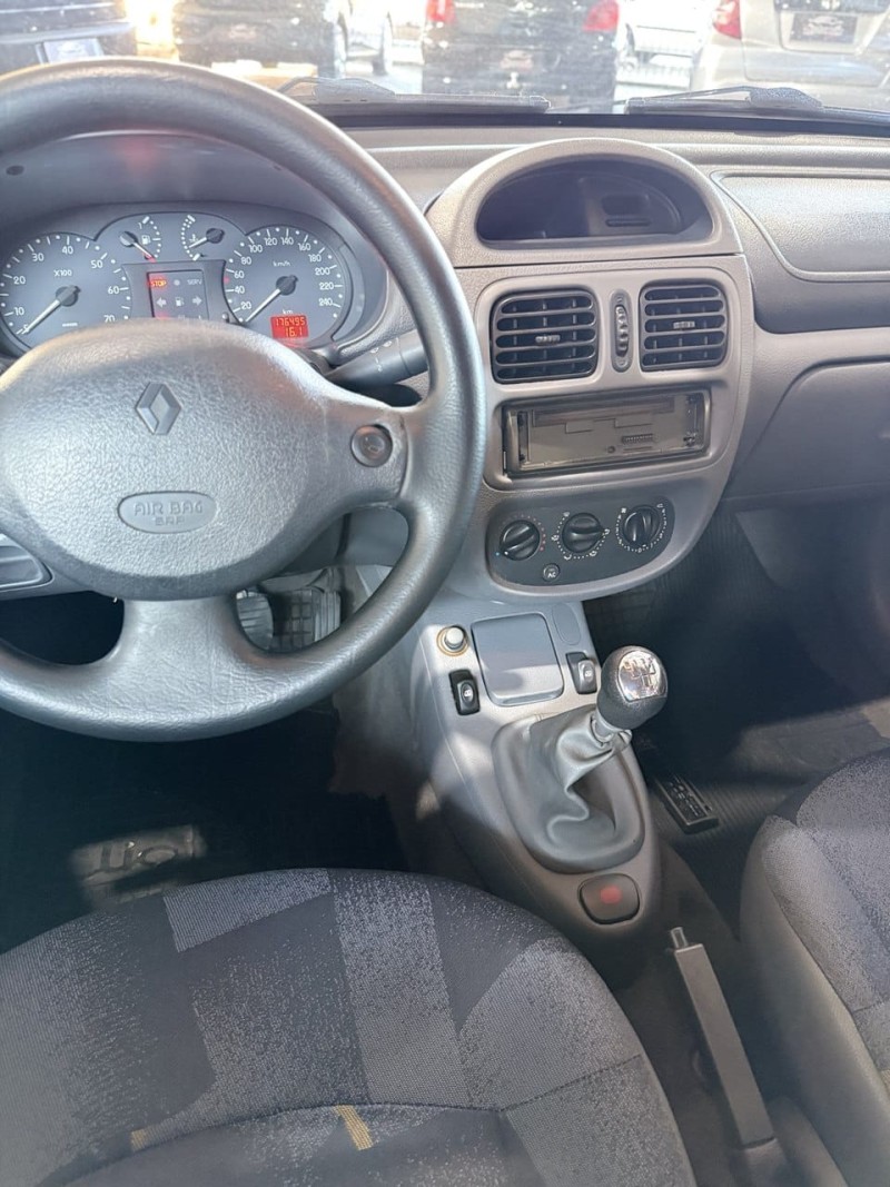 CLIO 1.0 RN 8V GASOLINA 4P MANUAL - 2001 - CAXIAS DO SUL