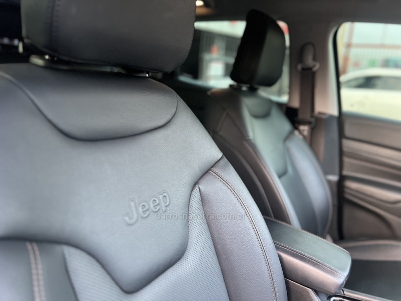 COMPASS 1.3 LIMITED T270 16V TURBO FLEX 4P AUTOMÁTICO - 2025 - CAMPO BOM