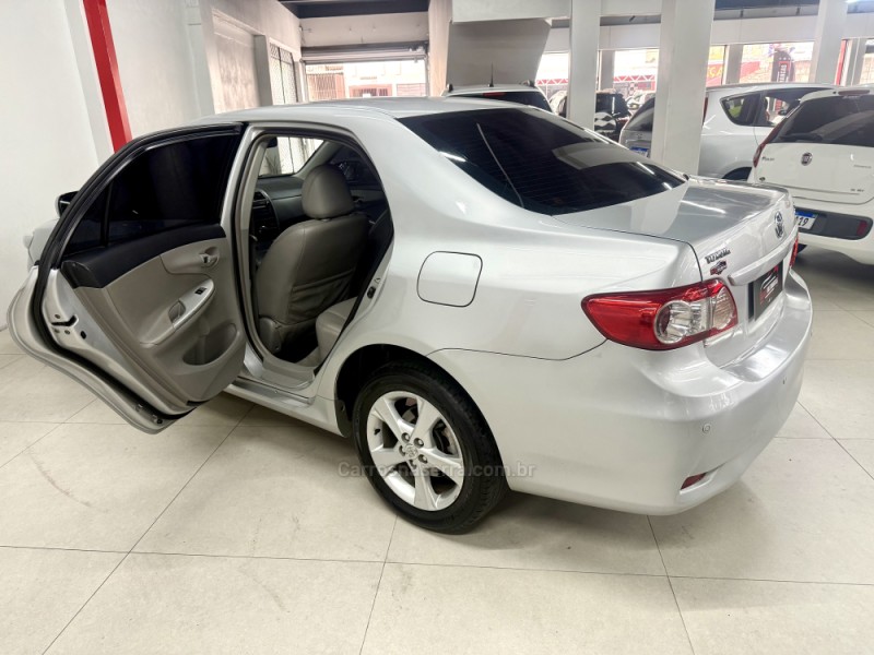 COROLLA 1.8 GLI 16V FLEX 4P AUTOMÁTICO - 2012 - CAXIAS DO SUL
