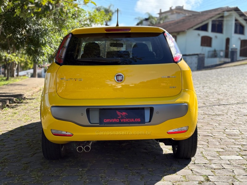 PUNTO 1.8 SPORTING 16V FLEX 4P MANUAL - 2016 - CAXIAS DO SUL