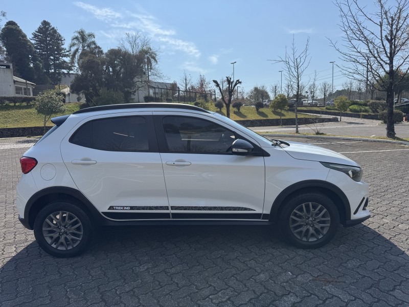 ARGO 1.3 8V TREKKING FLEX 4P MANUAL - 2022 - CAXIAS DO SUL