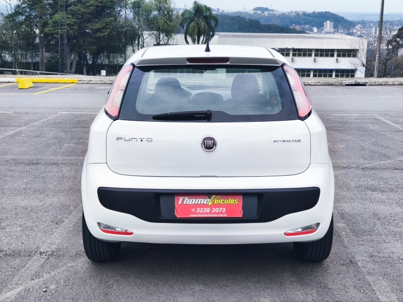 PUNTO 1.4 ATTRACTIVE 8V FLEX 4P MANUAL - 2014 - CAXIAS DO SUL