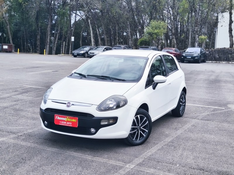 PUNTO 1.4 ATTRACTIVE 8V FLEX 4P MANUAL