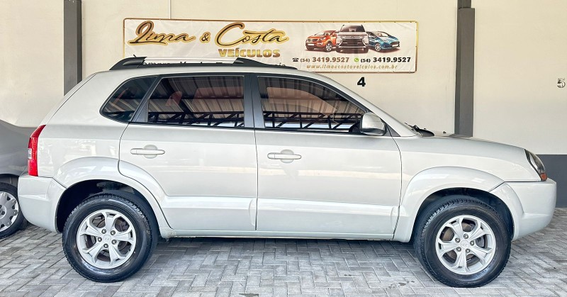 TUCSON 2.0 MPFI GLS 16V 143CV 2WD GASOLINA 4P AUTOMÁTICO - 2013 - CAXIAS DO SUL