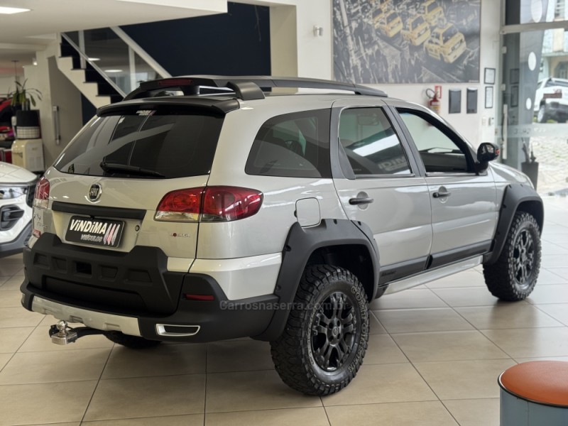 PALIO 1.8 MPI ADVENTURE LOCKER WEEKEND 8V FLEX 4P MANUAL - 2009 - FLORES DA CUNHA